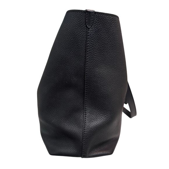 Auth. Burberry Remington Black Grainy Calfskin Leather Tote Bag Large - Picture 5 of 16